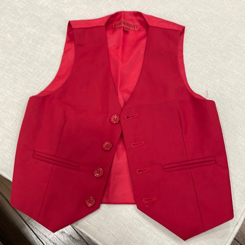 3T red toddler vest. Worn once. No stains and no rips.